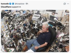 Cloudflare Down Bikin Internet Kacau, Meme Kocak Jadi Pelampiasan Netizen