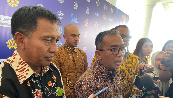 Mendiktisaintek Prof Brian Yulianto