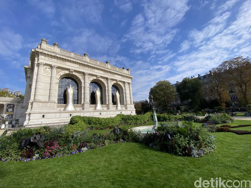 Pameran Fashion Rick Owens 'Temple of Love' Pameran Fashion Rick Owens 'Temple of Love' di Paris