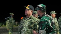 Panglima TNI Tinjau Latihan Terjun Malam di Bangka, Tingkatkan Kesiapsiagaan Wilayah