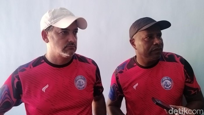 Pelatih Arema FC Marcos Santos