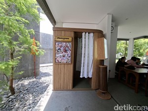 Ngafe Sambil Foto Lucu! Ini 8 Kafe Bandung dengan Photobooth Estetik