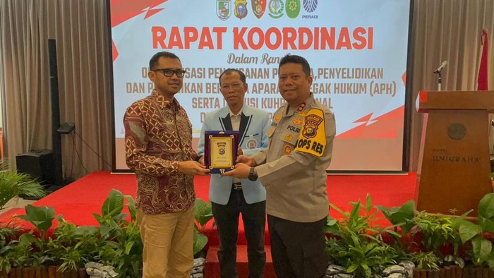 Polres Pelalawan gelar rapat koordinasi samakan persepsi KUHP baru.