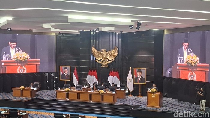 Rapat paripurna DPRD DKI Jakarta. (Brigitta/detikcom)