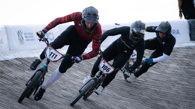 Atlet Pelatnas BMX Indonesia Rio Akbar