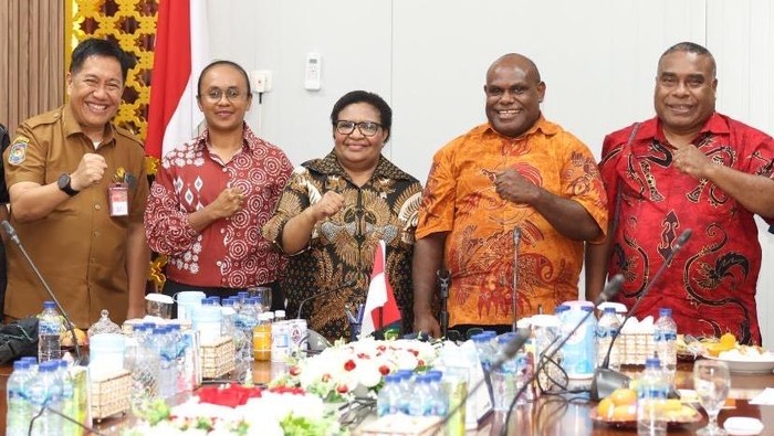 Wamendagri Ribka Dorong Percepatan Pembangunan Infrastruktur Papua Tengah
