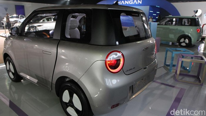 Changan memperkenalkan dua model perdananya di Indonesia, Deepal SO7 dan Lumin. Debut ini menandai langkah besar produsen asal China memasuki pasar otomotif nasional.