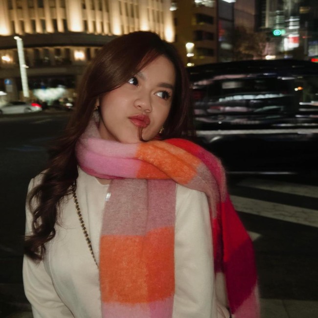 Gaya Yasika Aulia Ramadhani, Putri Pejabat DPRD Viral Kelola 41 Dapur MBG