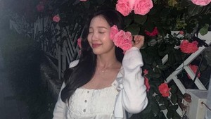 Manajemen si aktris menolak ngasih klarifikasi soal ini karena udah masuk ranah pribadi. (Foto: dok. Instagram @yunvely_0824)