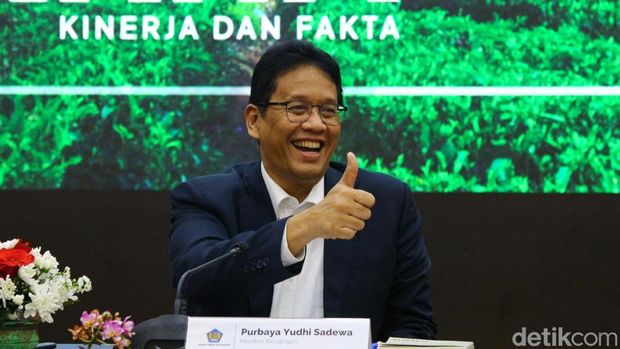 Menteri Keuangan Purbaya Yudhi Sadewa menyampaikan paparan pada konferensi pers APBN Kita edisi November 2025 di Gedung Djuanda Kementerian Keuangan, Jakarta, Kamis (20/11/2025).