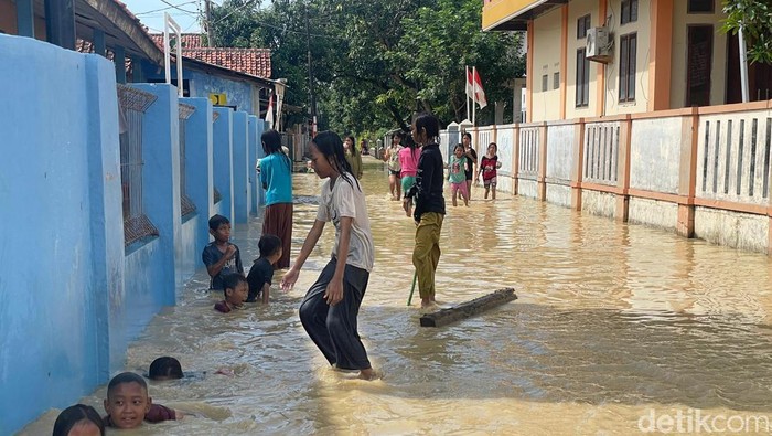 Banjir di Desa Gunungsari dan Mekarsari Cirebon