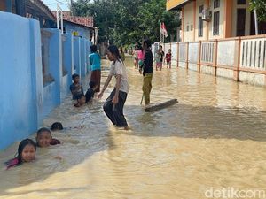 Wabup Cirebon Carikan Solusi Agar Banjir di Waled Tak Terulang