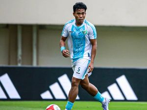 PSBS Biak Dijamu PSM Makassar, Nurhidayat Mau Tukar Jersey Sama Arfan