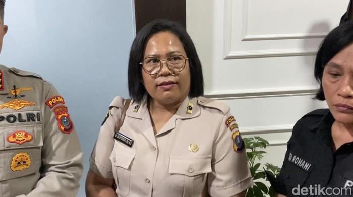 Dokter spesialis gangguan jiwa di Rumah Sakit Bhayangkara Polda Sumut, dr Superida