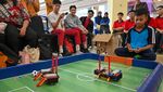 Ratusan Pelajar di Palu Adu Kecerdikan Robot di Festival Robotika