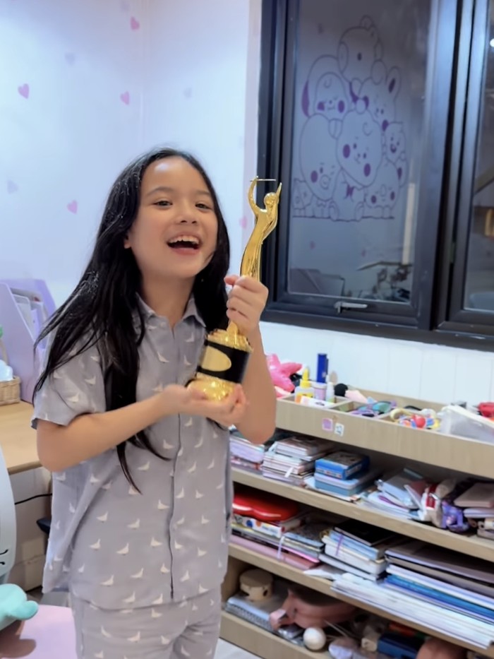 Gisel dan Gading Marten