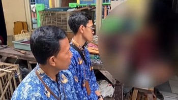 Tiga Hari Absen, Guru di Surabaya Turun ke Rumah Jemput Siswa