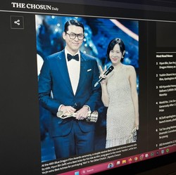 Hyun Bin dan Son Ye Jin Couple Pertama Pemenang Blue Dragon Film Awards