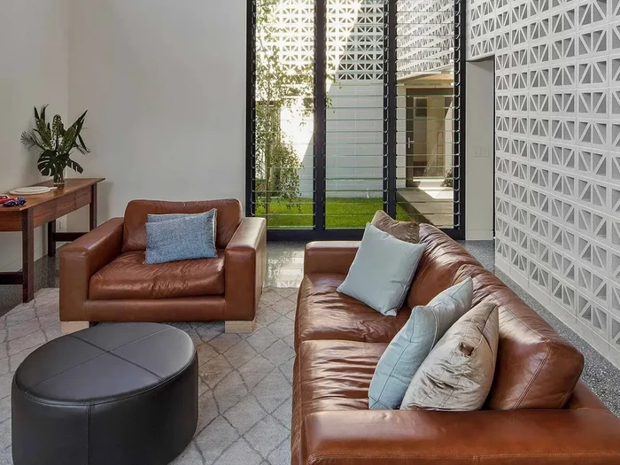 Inspirasi dinding roster di rumah