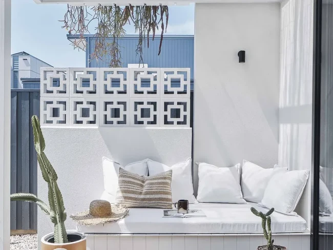 7 Contoh Pemakaian Roster pada Dinding Rumah, Cocok buat Indoor dan Outdoor