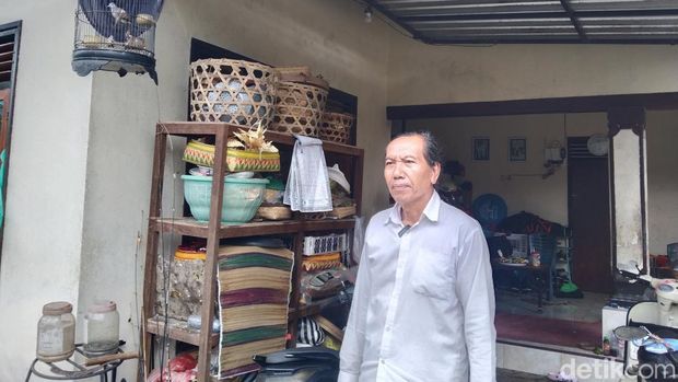 Jero Mangku I Ketut Miasa Putra saagt dijumpai di kediamannya yang pernah dijadikan markas oleh I Gusti Ngurah Rai selama perang gerilya.