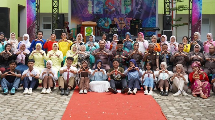 Kegiatan Pentas Seni di SMA Adhyaksa I ini dihadiri Sekda Jambi dan jajaran kejaksaan