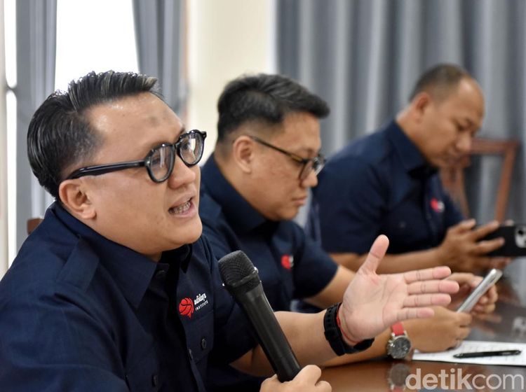 Mayoritas Publik Percaya Ijazah Jokowi dan Kepercayaan Publik Pada Probowo Meningkat