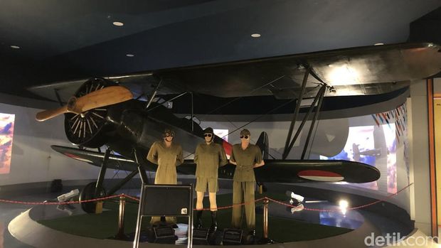 Beberapa koleksi di Museum Pusat TNI AU Dirgantara Mandala, Kamis (20/11/2025).