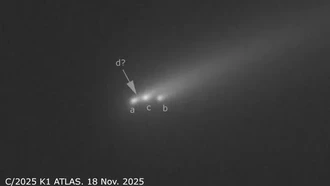 Detik-detik Komet C/2025 K1 ATLAS Pecah, Terekam Teleskop Bumi
