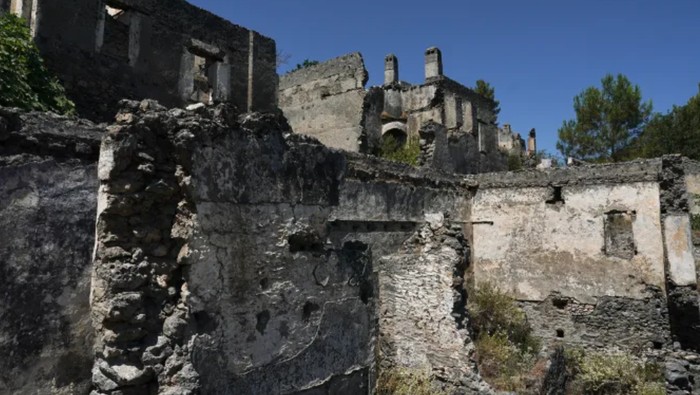 Kota mati Kayakoy di Turki yang telah ditinggal penduduknya hampir seabad lalu.