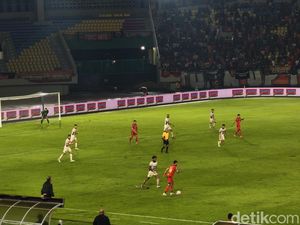 Persija Vs Persik: Diwarnai Kartu Merah, Macan Putih Tumbang 3-1