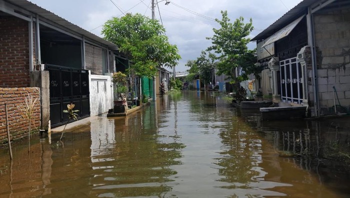 Sebanyak 700 rumah terendam banjir di Perumahan Findaria Mas 1, Kecamatan Moncongloe, Kabupaten Maros, Sulawesi Selatan (Sulsel).