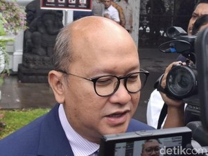 CEO Danantara Buka Suara soal RUPSLB PLN, Direksi Dirombak?