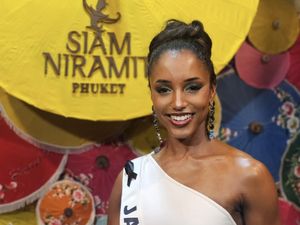 Kondisi Miss Jamaica Usai Terjatuh di Miss Universe 2025, Masih di ICU