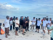 Pemkab Badung Ajak Komunitas Surfer Bahas Masterplan Penataan Pantai Bingin
