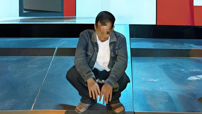 Pelaku penembakan di OKI saat diringkus polisi.