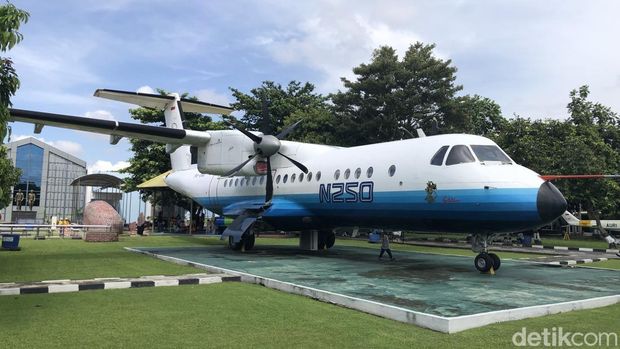 Pesawat N250 Gatotkaca di Museum Pusat TNI AU Dirgantara Mandala, Depok, Sleman, Kamis (20/11/2025).