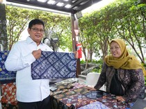 Kisah UMKM Binaan PNM Berhasil Kembangkan Usaha Batik Lewat Program Mekaar