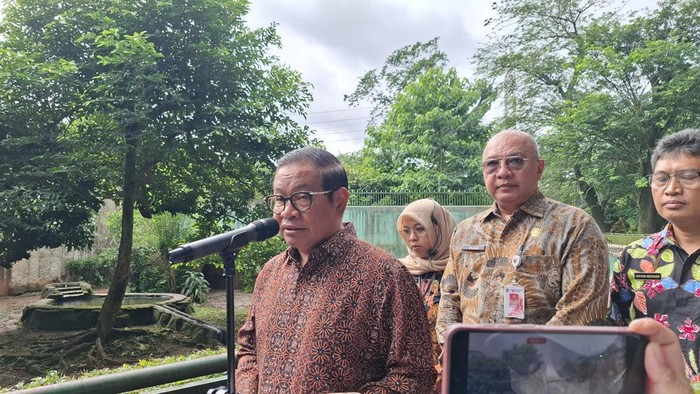 Pramono Anung usai meninjau Ragunan (Belia/detikcom)