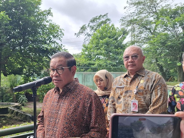 Pramono Anung usai meninjau Ragunan (Belia/detikcom)