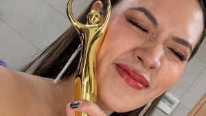 Raisa konsisten berprestasi sejak piala AMI Awards pertamanya pada 2012. Foto: Instagram @juni_records/@raisa6690