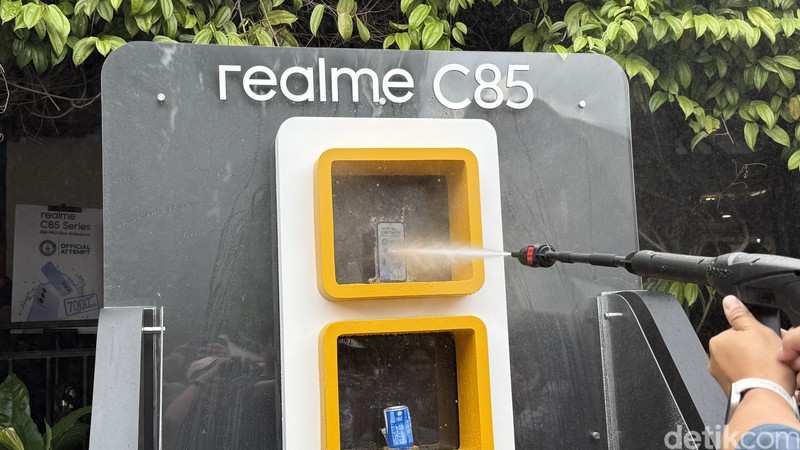 Realme C85 series