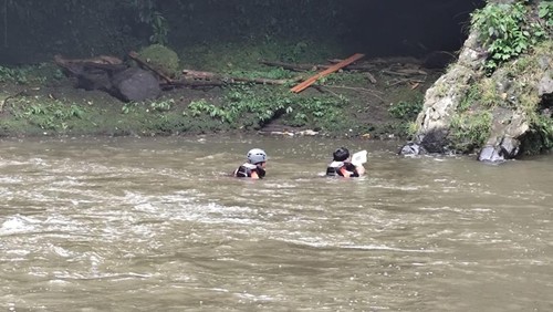 Remaja asal Banjar Dinas Tegal, Desa Mengening dikabarkan tenggelam saat mandi di Air Terjun Mengening, Kabupaten Buleleng, Kamis (20/11/2025). (Basarnas Bali)