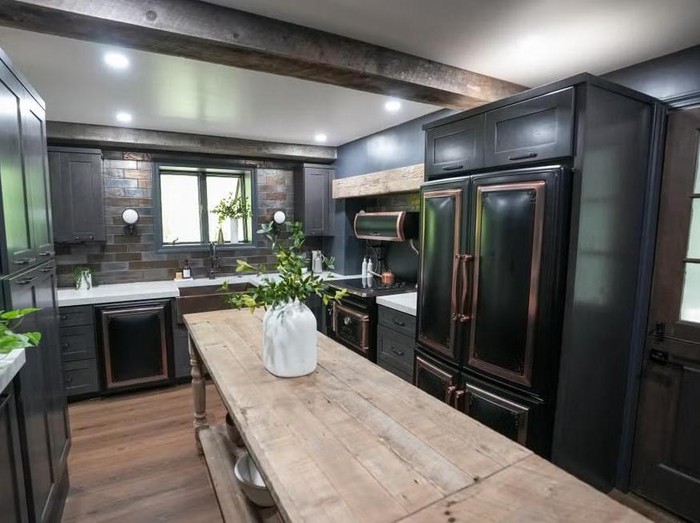 Renovasi rumah paling angker di AS. foto sesudah rumah direnovasi.