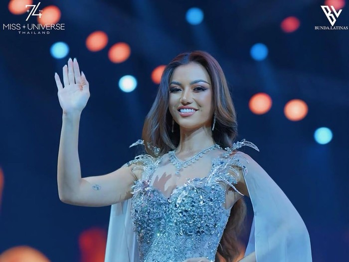 Sanly Liu di Preliminary Miss Universe 2025