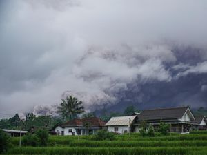 Kondisi 178 Pendaki yang Sempat Terjebak di Ranu Kumbolo Saat Semeru Erupsi