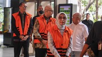 Sementara itu, dua terdakwa lainnya, yakni Muhammad Yusuf Hadi dan Harry Muhammad Adhi Caksono, masing-masing divonis empat tahun penjara. Keduanya juga dibebani denda Rp250 juta, subsider tiga bulan kurungan. ANTARA FOTO/MUHAMMAD ADIMAJA