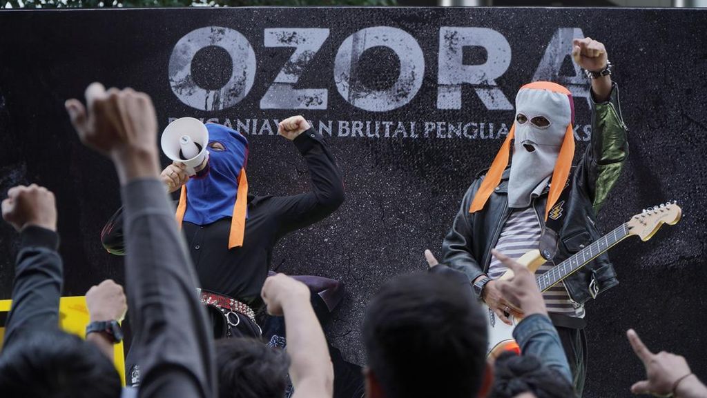 Saat Sukatani hingga Chicco Jerikho Lakukan Aksi Musikal