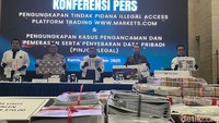 Kasus Pemerasan Modus Pinjol Ilegal, Bareskrim Sita 32 Ponsel-Uang Rp 14,2 M
