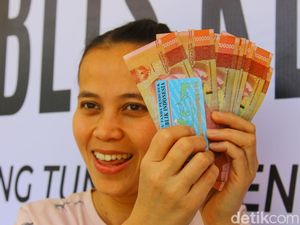 1.100 Warga Pulo Gadung Terima BLTS Kesra 2025